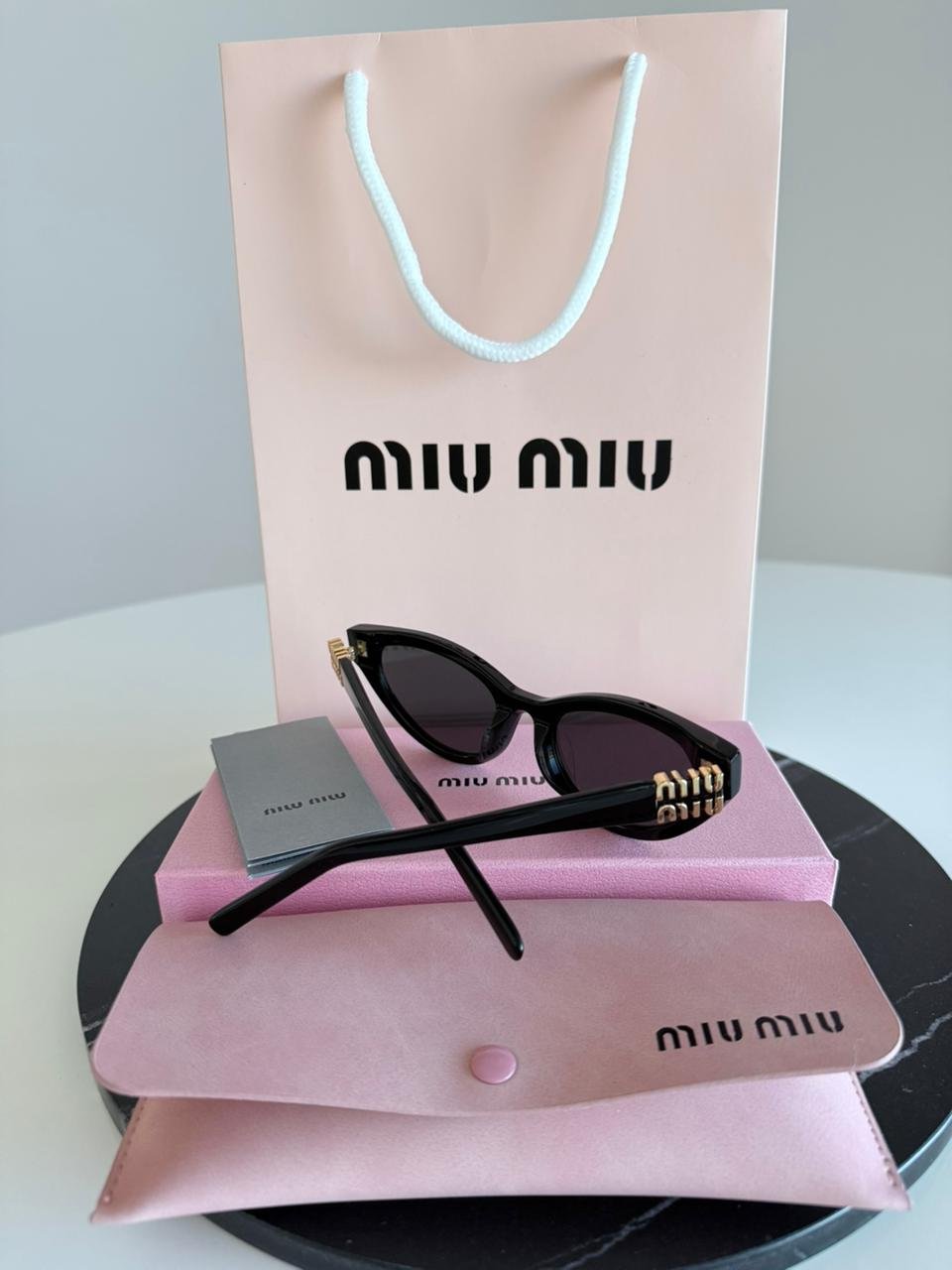 Miu Miu MUA04S