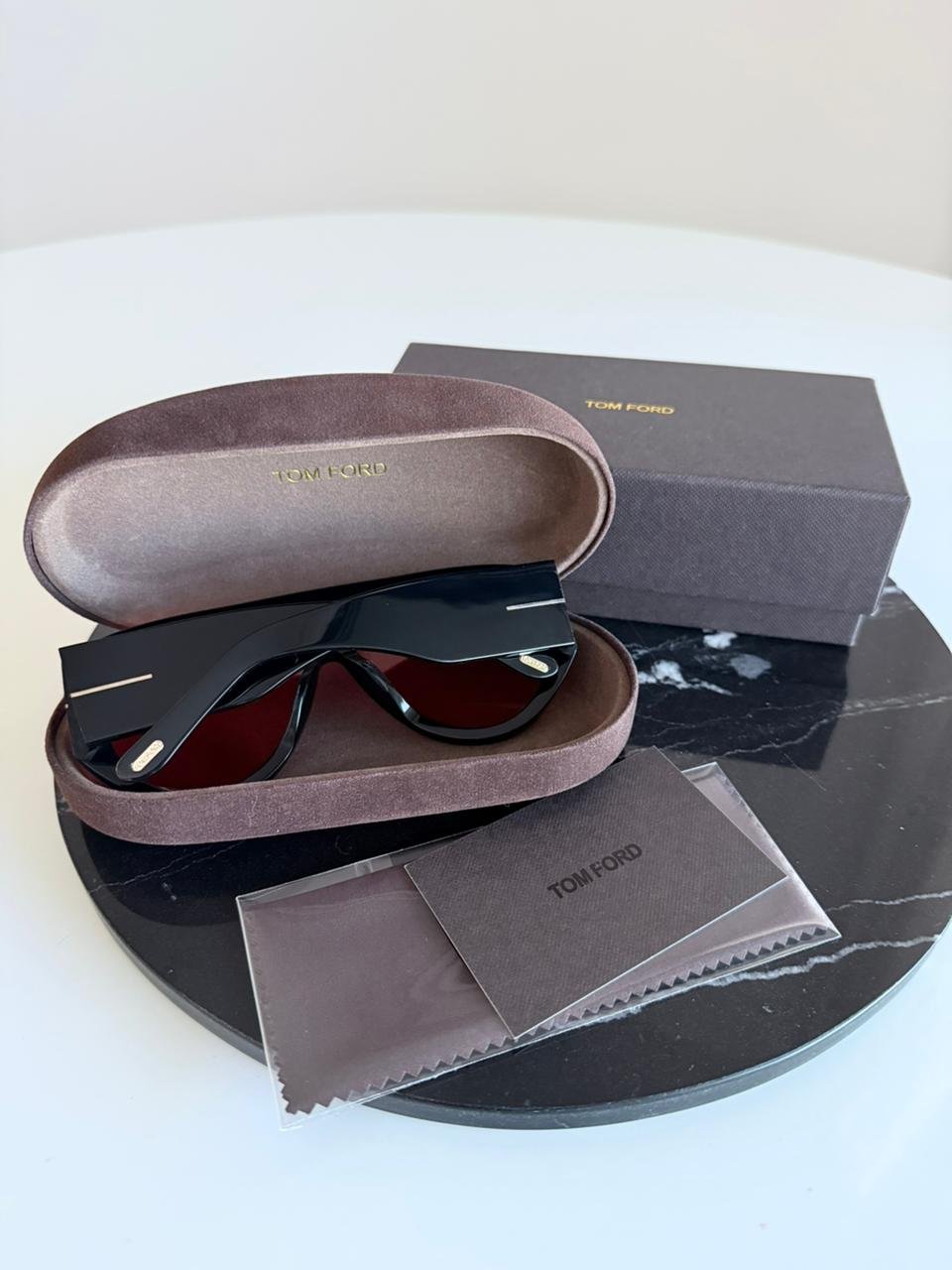 Tom Ford Bronson FT1044